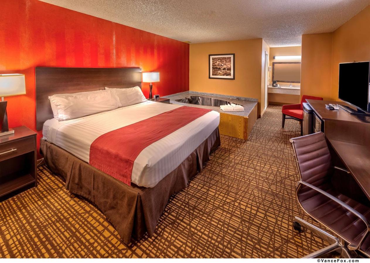 Hotel Surestay By Western 3*